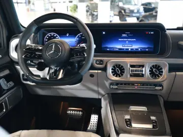 MERCEDES-BENZ G 63 AMG Superior Manufaktur Magno 360…