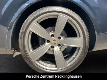 PORSCHE Cayenne Coupe Platinum Edition HA-Lenkung BOSE