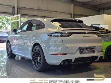 PORSCHE Cayenne Coupe GTS HUD REARSEAT ACC SPORTD CARBON