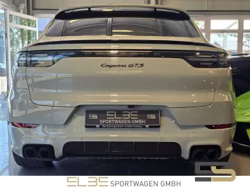 PORSCHE Cayenne Coupe GTS HUD REARSEAT ACC SPORTD CARBON