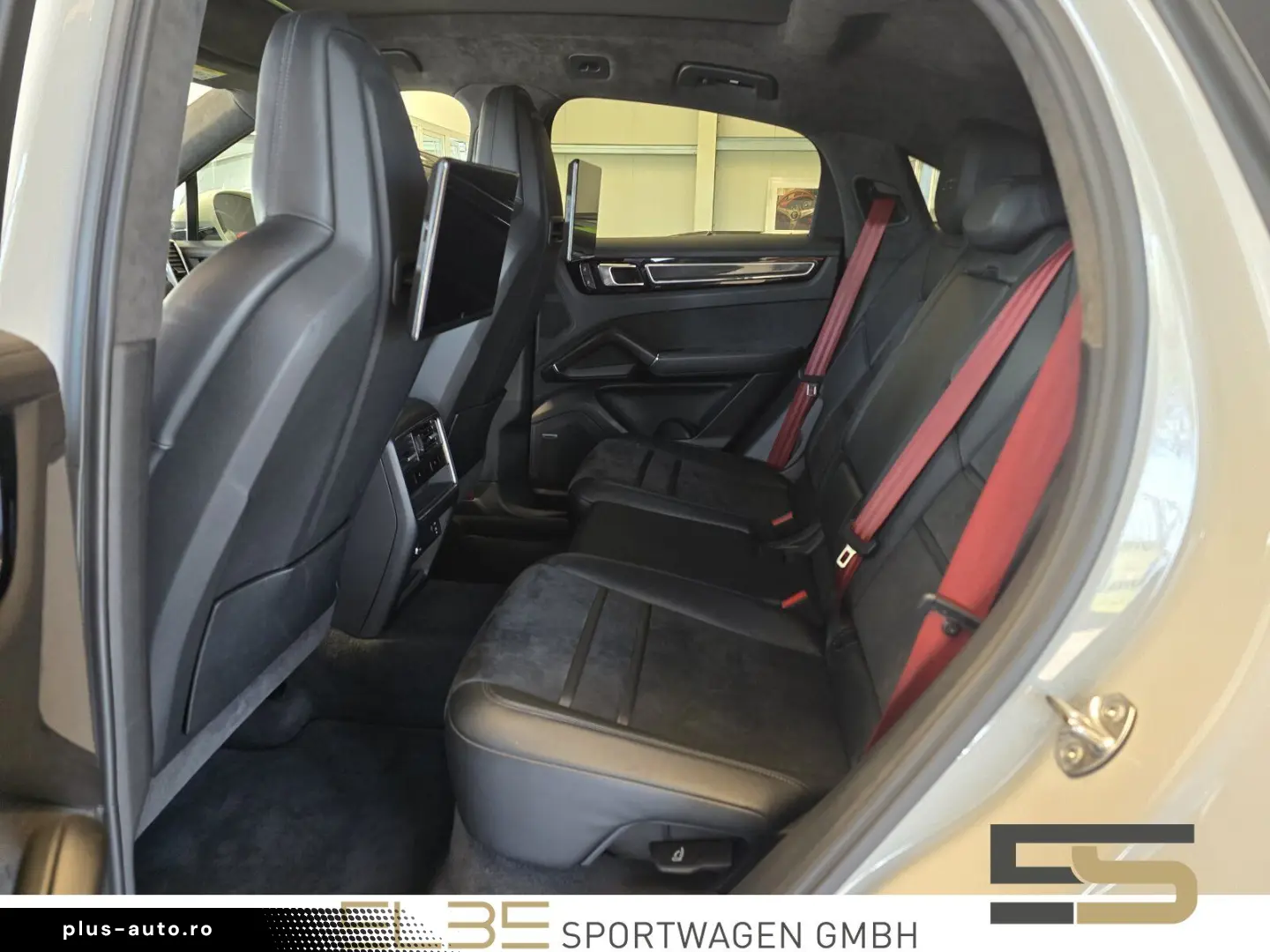 PORSCHE Cayenne Coupe GTS HUD REARSEAT ACC SPORTD CARBON