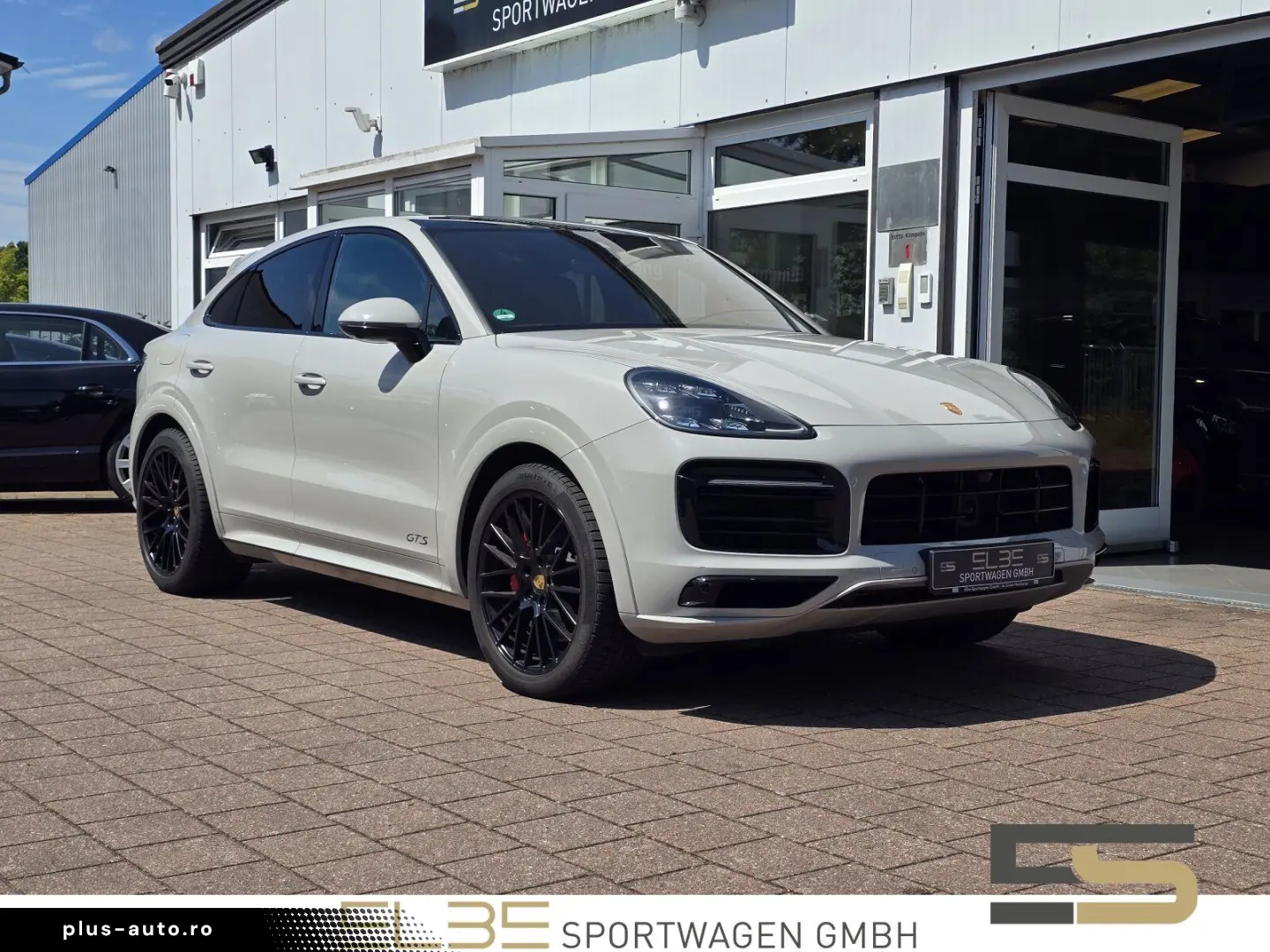PORSCHE Cayenne Coupe GTS HUD REARSEAT ACC SPORTD CARBON