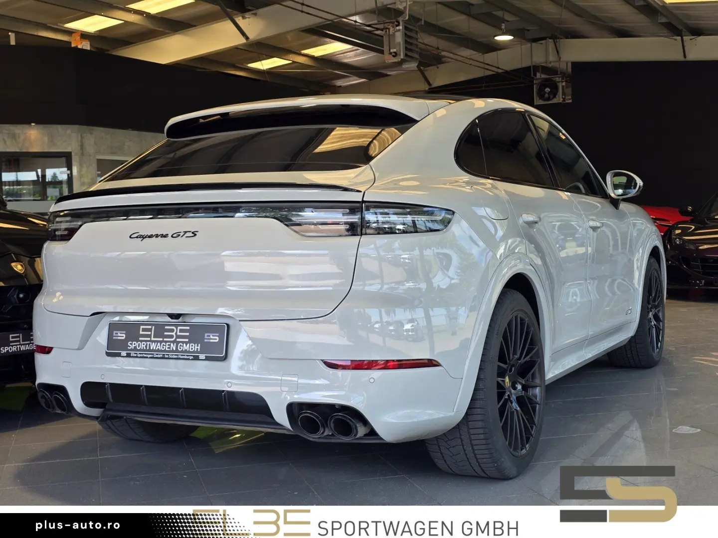 PORSCHE Cayenne Coupe GTS HUD REARSEAT ACC SPORTD CARBON