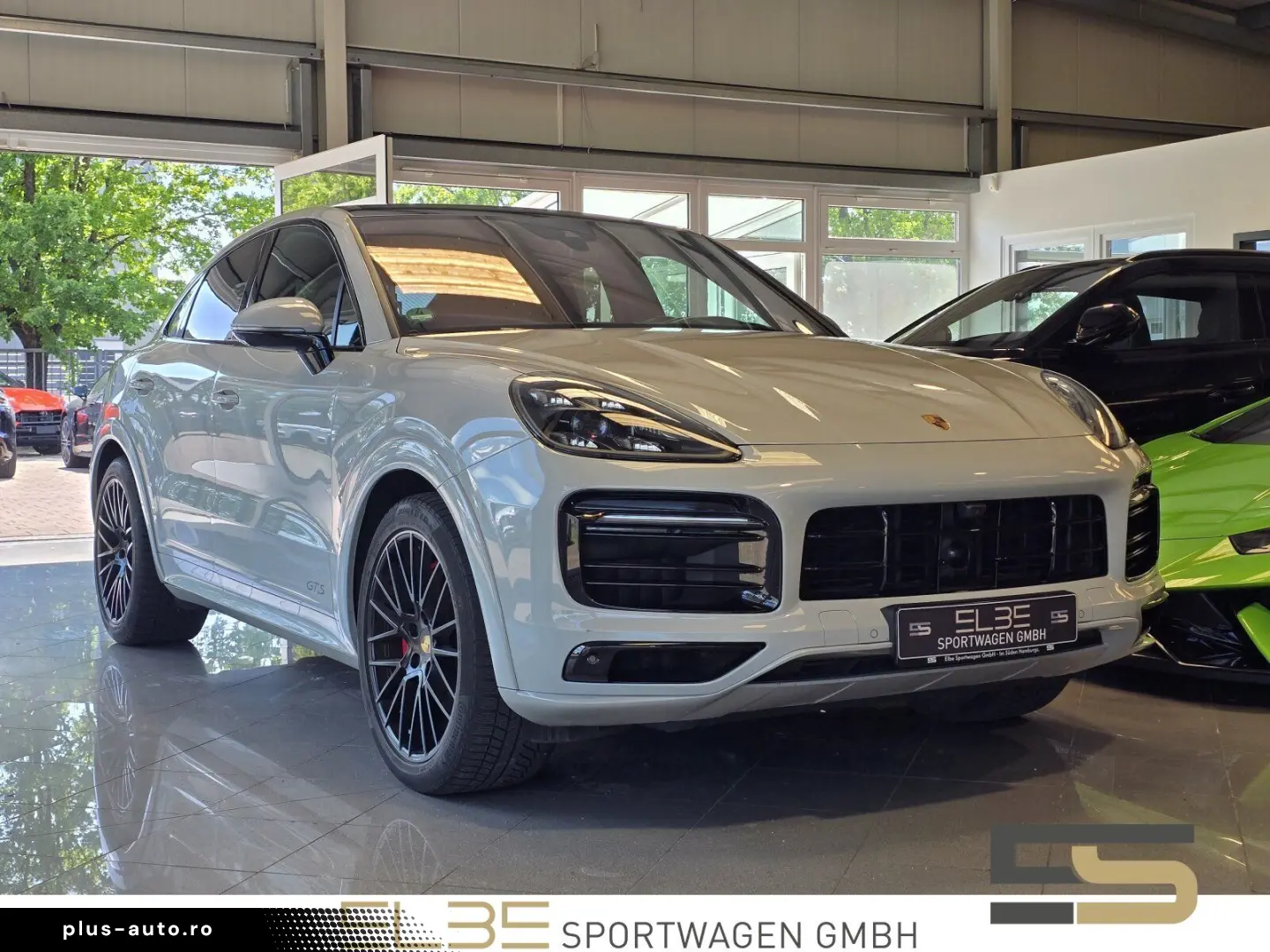 PORSCHE Cayenne Coupe GTS HUD REARSEAT ACC SPORTD CARBON