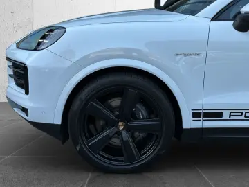 PORSCHE Cayenne E-Hybrid Coupé SHZ V H BOSE HD-Matrix
