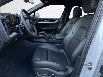 PORSCHE Cayenne E-Hybrid Coupé SHZ V H BOSE HD-Matrix