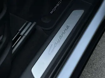 PORSCHE Cayenne E-Hybrid Coupé SHZ V H BOSE HD-Matrix