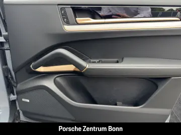 PORSCHE Cayenne Coupe Luftfederung LED-Matrix PASM BOSE