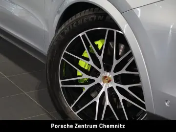 PORSCHE Cayenne E-Hybrid Coupé Luft;HA-Lenkung;BOSE;14-W
