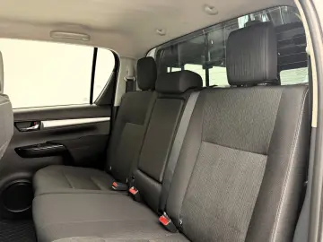 TOYOTA Hilux 2.8 D-4D 4x4  RFK SHZ Navi Hardtop AHK