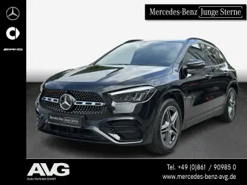 MERCEDES-BENZ GLA 200 AMG Pano AHK Burm Standheiz Distr 360