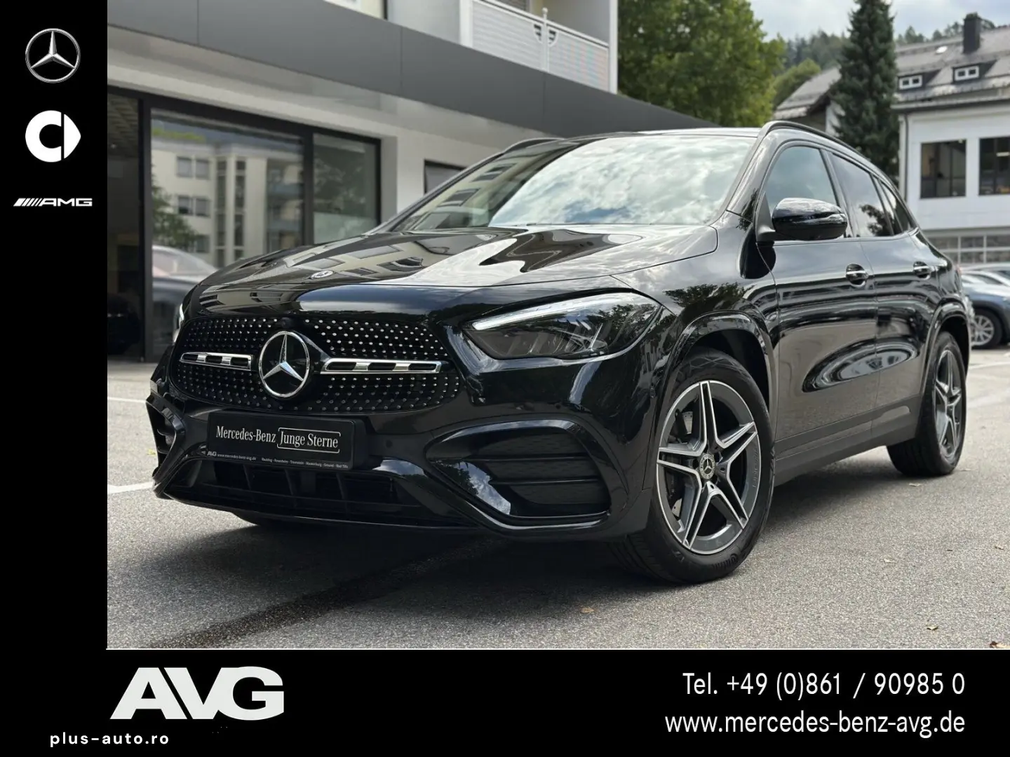 MERCEDES-BENZ GLA 200 AMG Pano AHK Burm Standheiz Distr 360