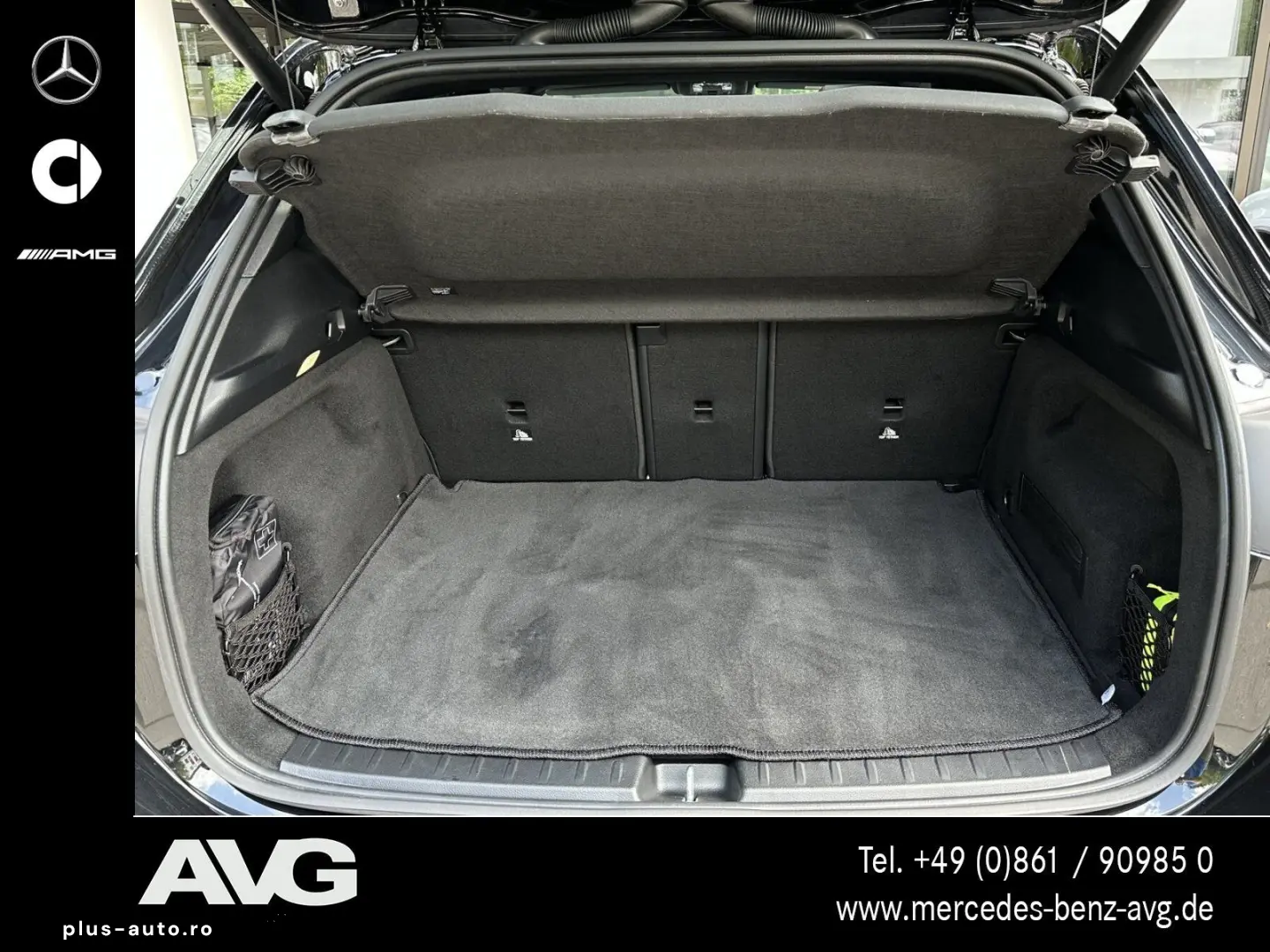 MERCEDES-BENZ GLA 200 AMG Pano AHK Burm Standheiz Distr 360