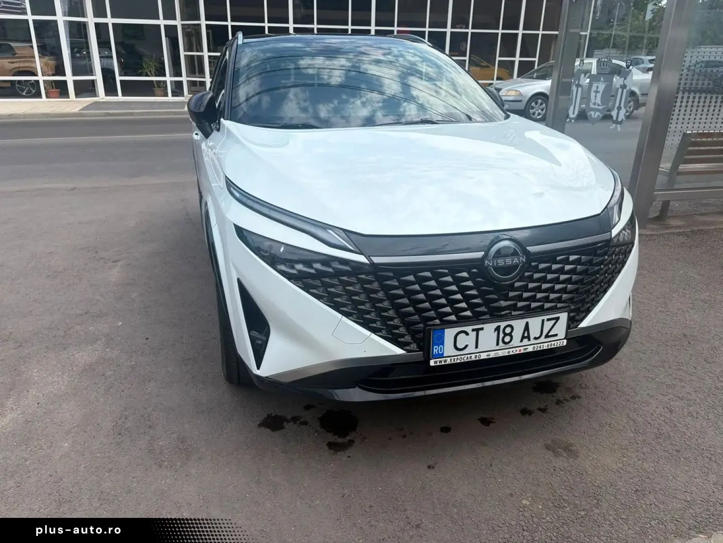 Nissan Qashqai 1.3 157 CP Tekna CVT  SUV   Automată   5 uși