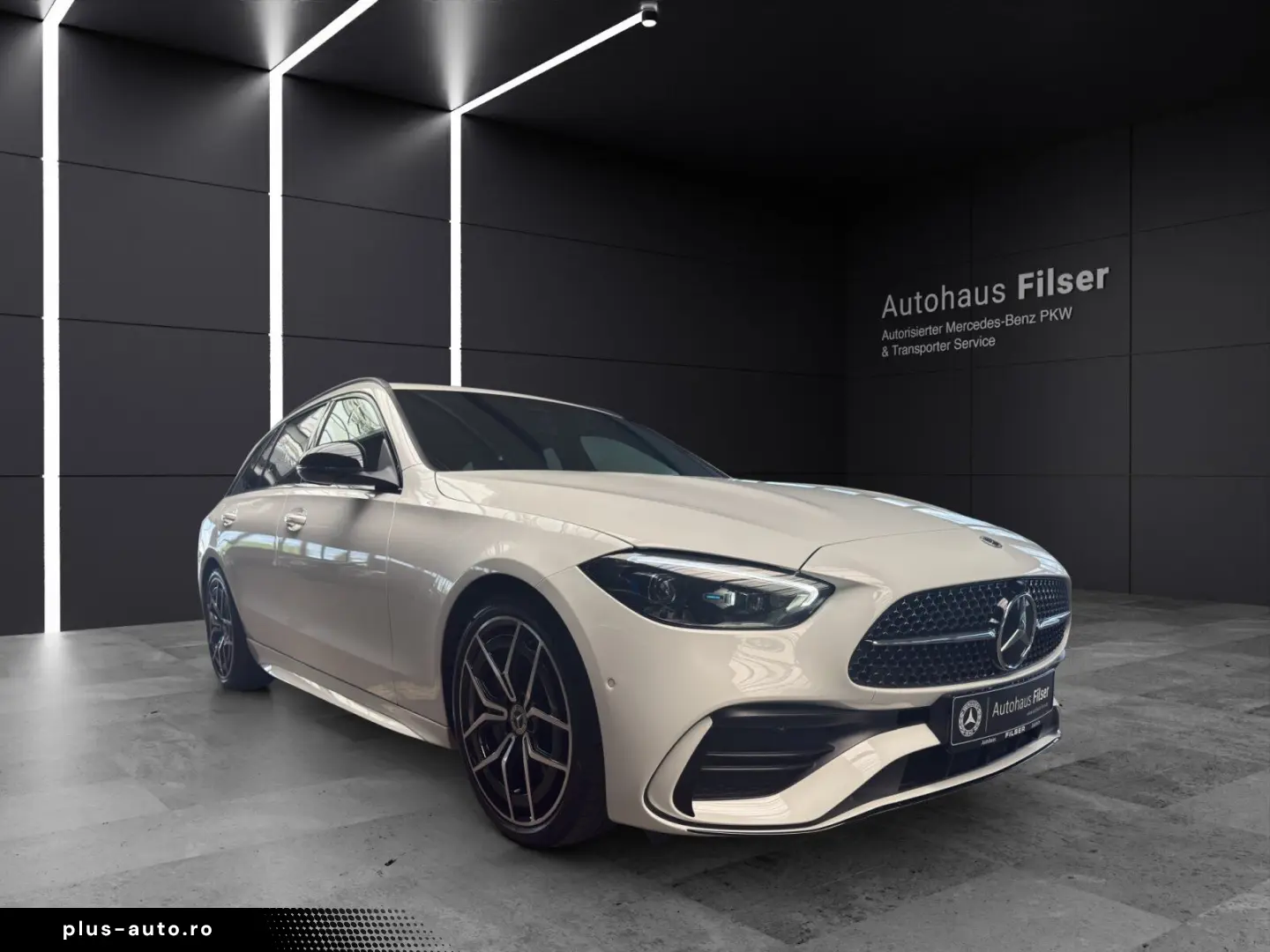 MERCEDES-BENZ C 300T AMG Night AHK Spurpaket  Kamera 8-fach