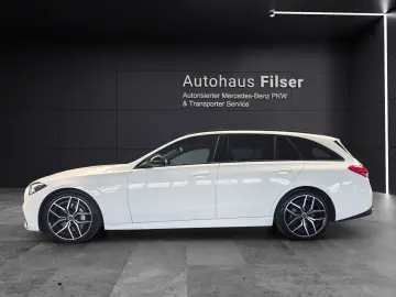 MERCEDES-BENZ C 300T AMG Night AHK Spurpaket  Kamera 8-fach