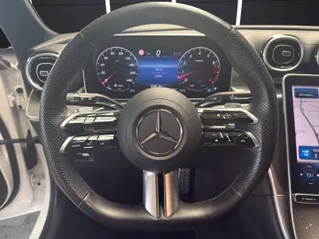 MERCEDES-BENZ C 300T AMG Night AHK Spurpaket  Kamera 8-fach