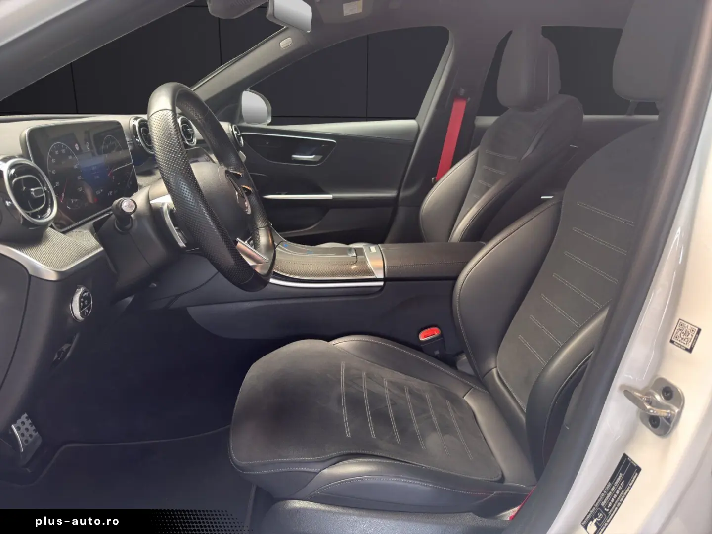 MERCEDES-BENZ C 300T AMG Night AHK Spurpaket  Kamera 8-fach