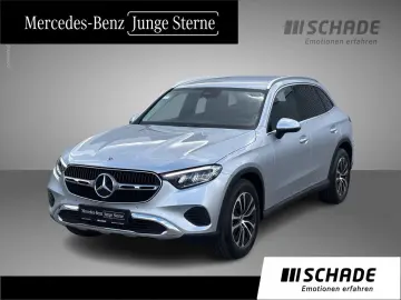 MERCEDES-BENZ GLC 220 d 4M Avantgarde Advanced  AHK …