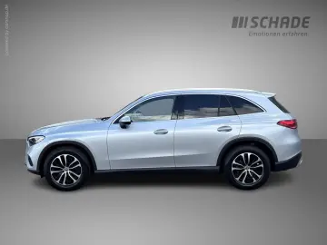 MERCEDES-BENZ GLC 220 d 4M Avantgarde Advanced  AHK …