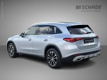 MERCEDES-BENZ GLC 220 d 4M Avantgarde Advanced  AHK …