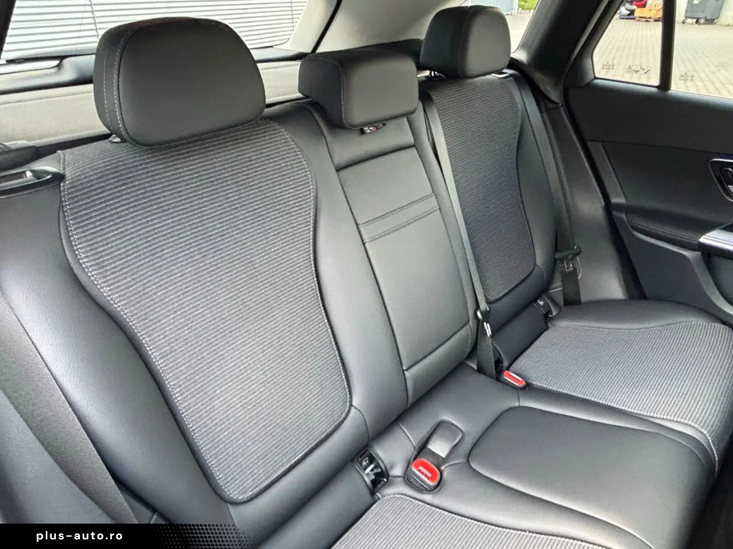MERCEDES-BENZ GLC 220 d 4M Avantgarde Advanced  AHK &hellip;