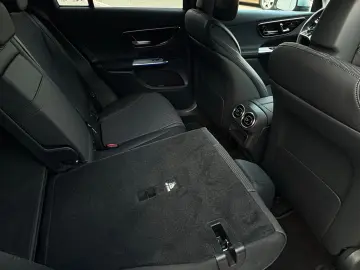 MERCEDES-BENZ GLC 220 d 4M Avantgarde Advanced  AHK …