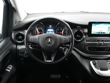 MERCEDES-BENZ V 220d Extralang 9G MBUX AHK Kamera LE…