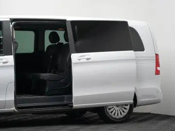 MERCEDES-BENZ V 220d Extralang 9G MBUX AHK Kamera LE…