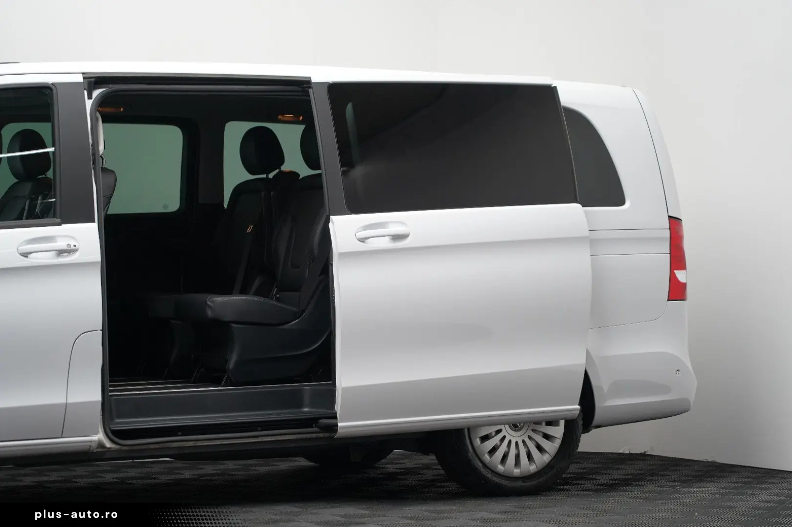 MERCEDES-BENZ V 220d Extralang 9G MBUX AHK Kamera LE&hellip;