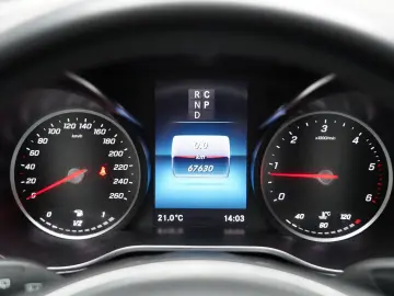 MERCEDES-BENZ V 220d Extralang 9G MBUX AHK Kamera LE…