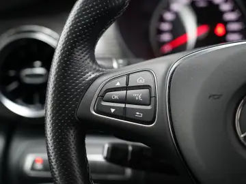 MERCEDES-BENZ V 220d Extralang 9G MBUX AHK Kamera LE…