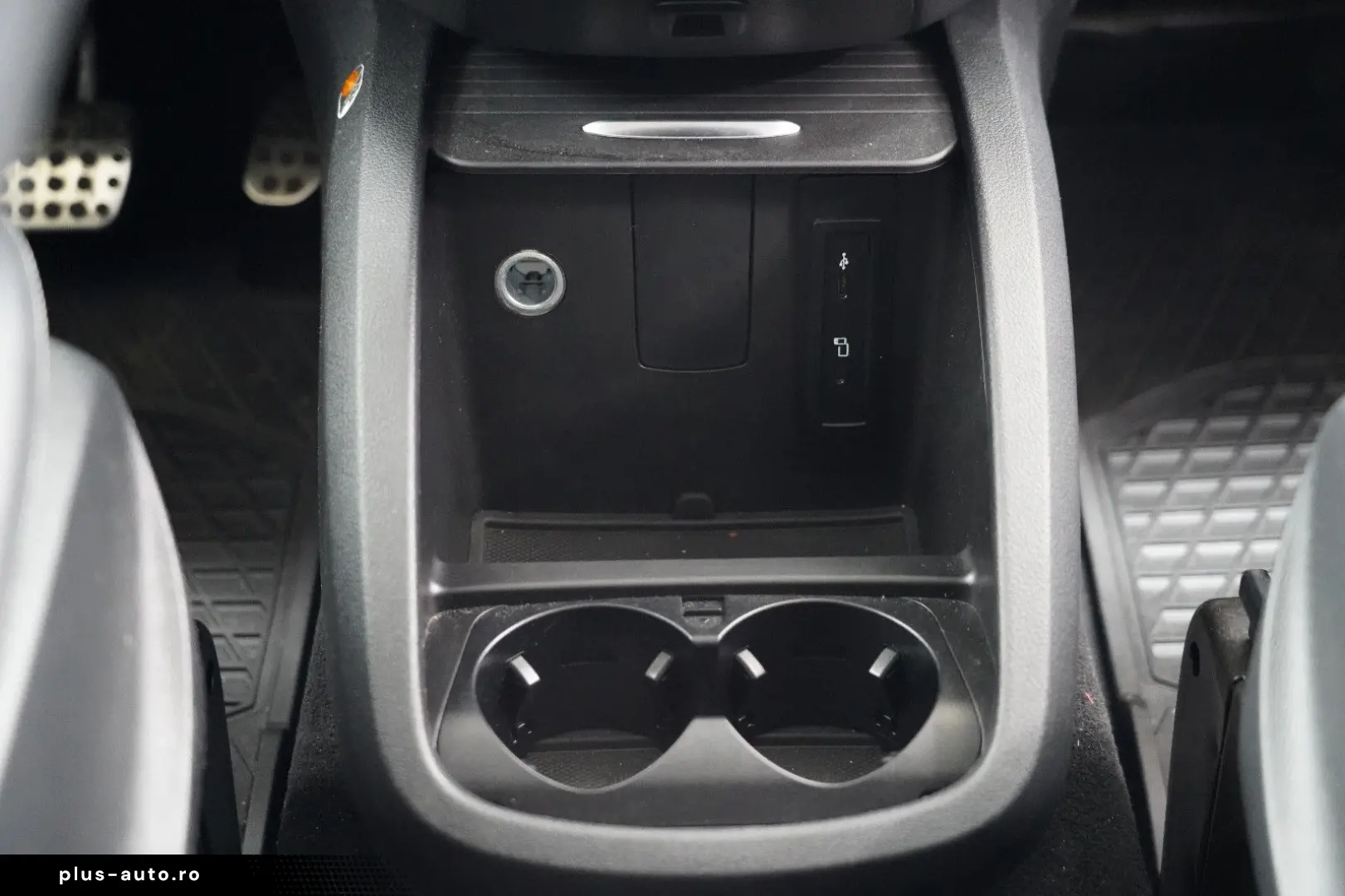 MERCEDES-BENZ V 220d Extralang 9G MBUX AHK Kamera LE&hellip;