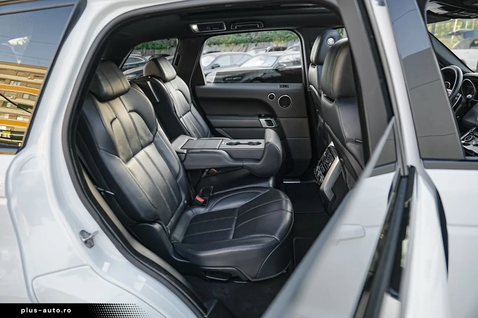 Land-Rover Range-Rover-Sport
