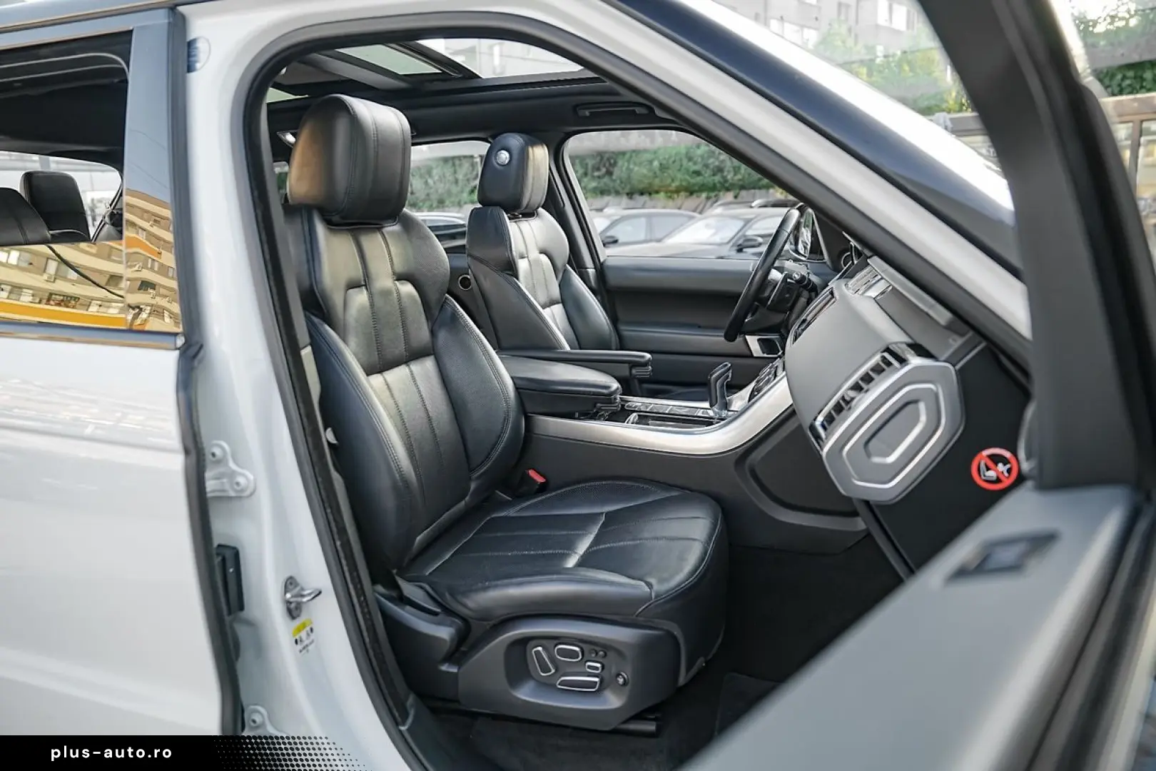 Land-Rover Range-Rover-Sport