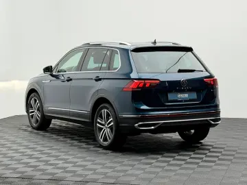 VW Tiguan 2.0 TDI DSG 4M Elegance AHK PANO NAVI KAM