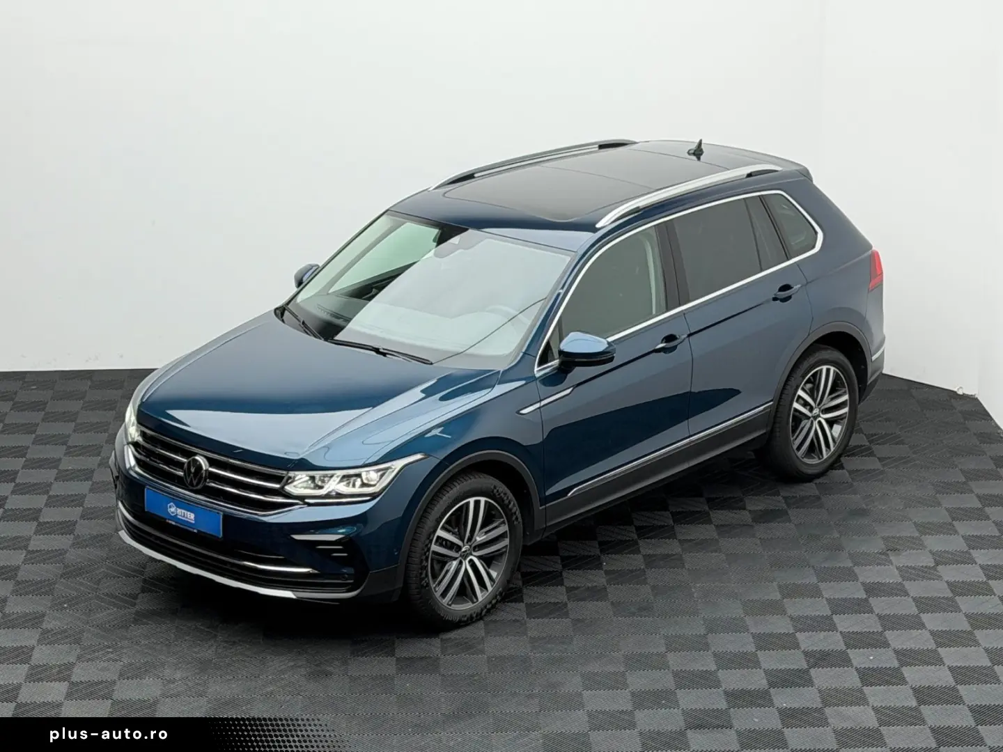 VW Tiguan 2.0 TDI DSG 4M Elegance AHK PANO NAVI KAM
