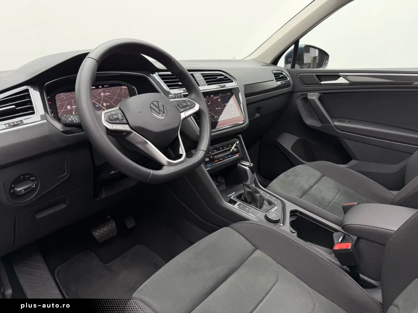 VW Tiguan 2.0 TDI DSG 4M Elegance AHK PANO NAVI KAM