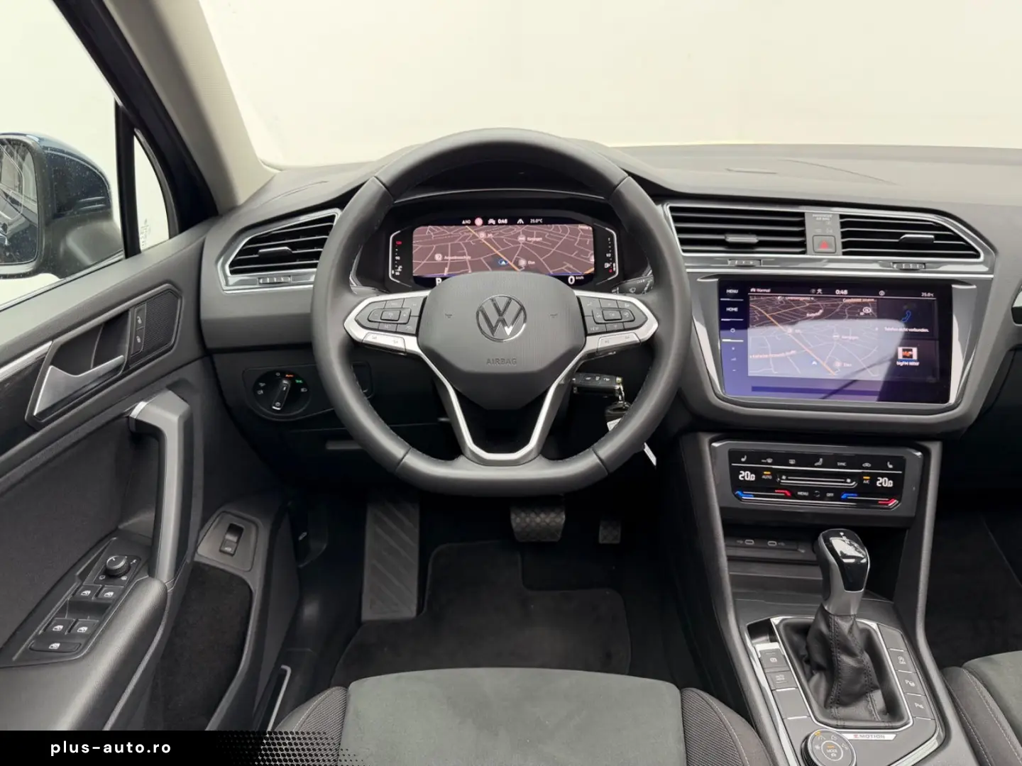VW Tiguan 2.0 TDI DSG 4M Elegance AHK PANO NAVI KAM