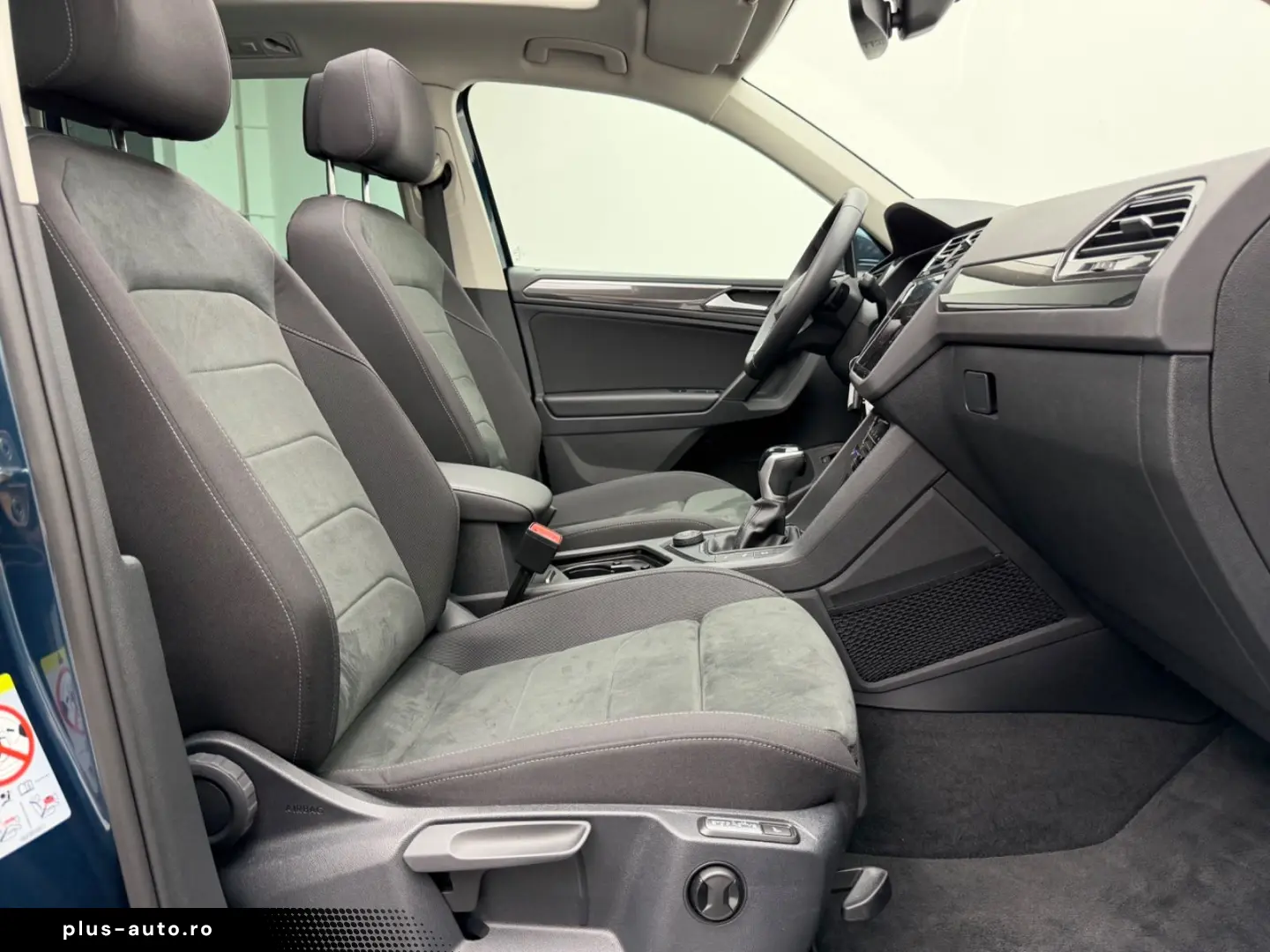 VW Tiguan 2.0 TDI DSG 4M Elegance AHK PANO NAVI KAM
