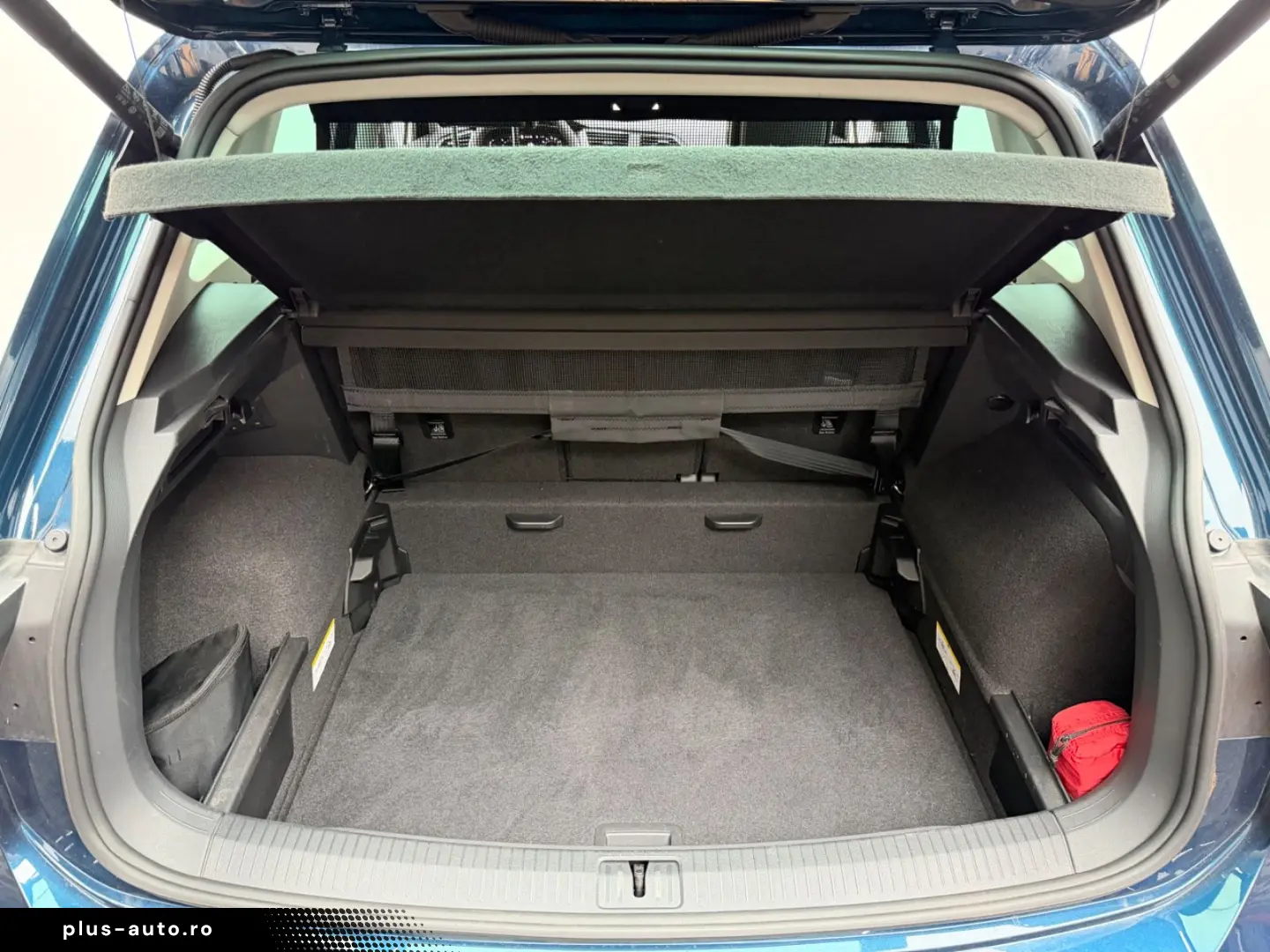 VW Tiguan 2.0 TDI DSG 4M Elegance AHK PANO NAVI KAM