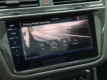 VW Tiguan 2.0 TDI DSG 4M Elegance AHK PANO NAVI KAM