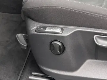 VW Tiguan 2.0 TDI DSG 4M Elegance AHK PANO NAVI KAM