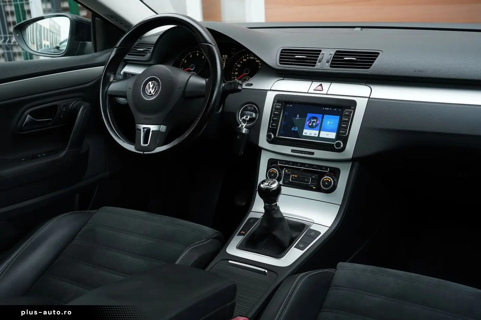 Volkswagen Passat-Cc