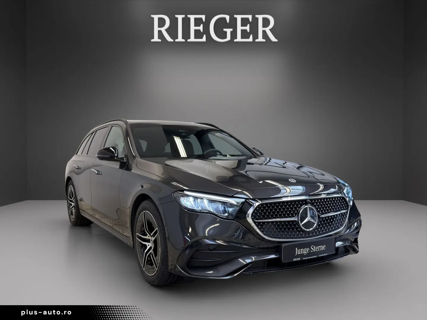 MERCEDES-BENZ E 200 T AMG PANO-Schiebedach AHK NIGHT-Paket