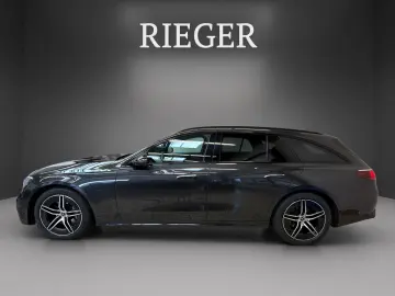 MERCEDES-BENZ E 200 T AMG PANO-Schiebedach AHK NIGHT-Paket