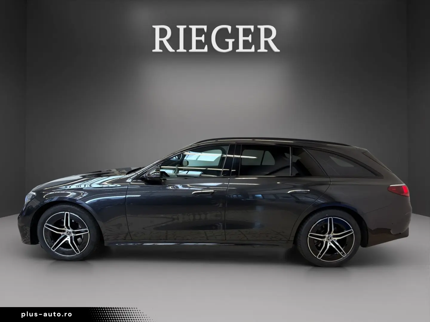 MERCEDES-BENZ E 200 T AMG PANO-Schiebedach AHK NIGHT-Paket