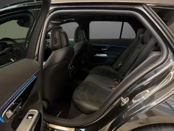 MERCEDES-BENZ E 200 T AMG PANO-Schiebedach AHK NIGHT-Paket
