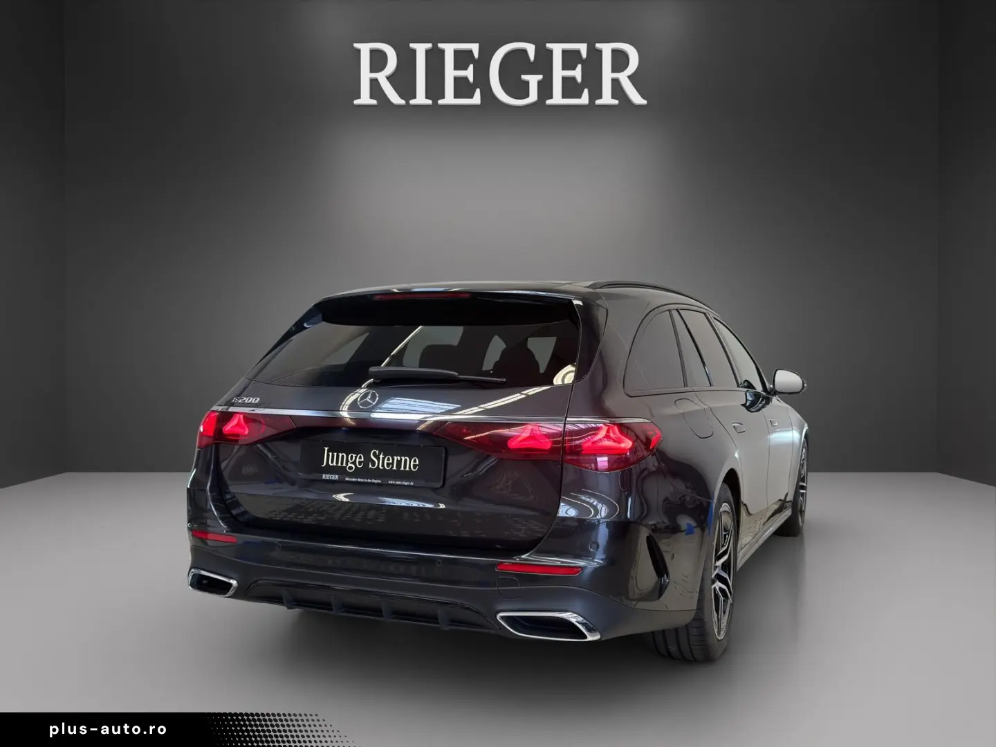 MERCEDES-BENZ E 200 T AMG PANO-Schiebedach AHK NIGHT-Paket