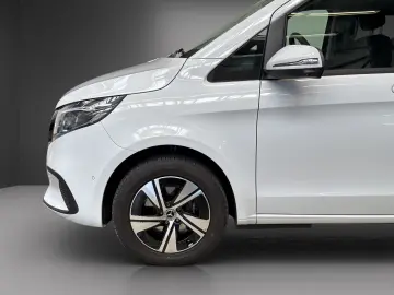 MERCEDES-BENZ V 250 d 4M Style AHK Distronic MBUX MB…